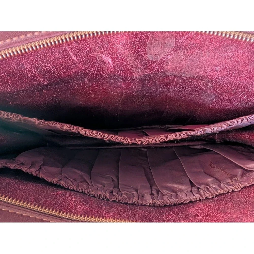 Vintage Cartier Les Must de Cartier Burgundy Leather‎ Clutch Bag Gold Corners